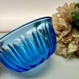 Ваза/салатник/конфетница, з-д Салаватстекло, голубое цветное стекло в прессе, винтаж, СССР. Картинка 3